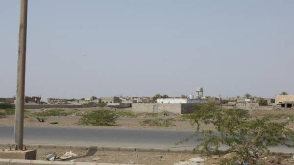 الحوثي يواصل قصف القرى السكانية بالدريهمي جنوبي الحديدة