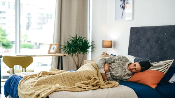 الكشف عن أربع علامات غير معروفة لحالة شائعة تصيب النساء!