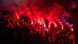 المغرب.. "الهوليغانز" يروعون الملاعب بعد إعادة فتح المدرجات