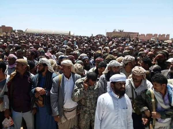 تشييع شعبي كبير لجثمان القيادي المؤتمري شيخ مشائخ مريس "صالح العتبات" - صور