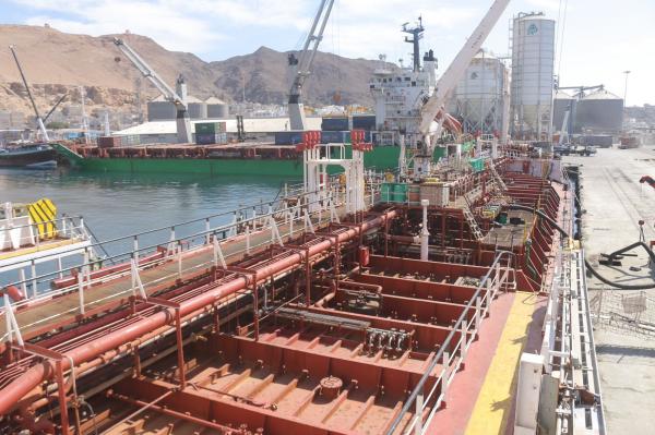 منحة مشتقات نفطية سعودية تصل حضرموت