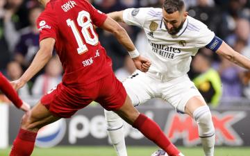 بأقدام بنزيمة..ريال مدريد يجدد فوزه على ليفربول ويبلغ ربع نهائي دوري الأبطال