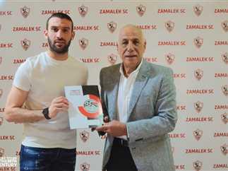 عمر كمال عبد الواحد يبلغ إدارة الزمالك رسميًا بالعودة للفريق