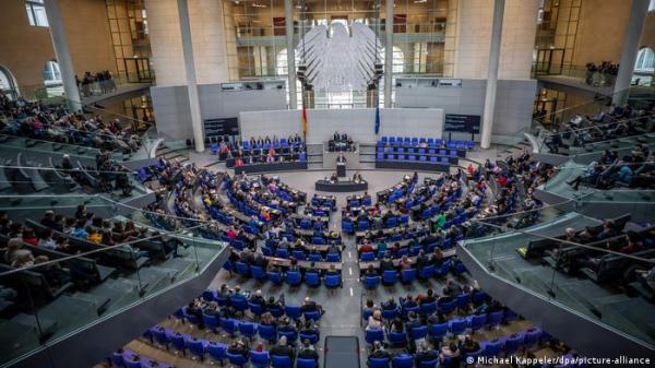 البرلمان الألماني يقر إصلاح قانون الانتخابات بتقليص عدد النواب