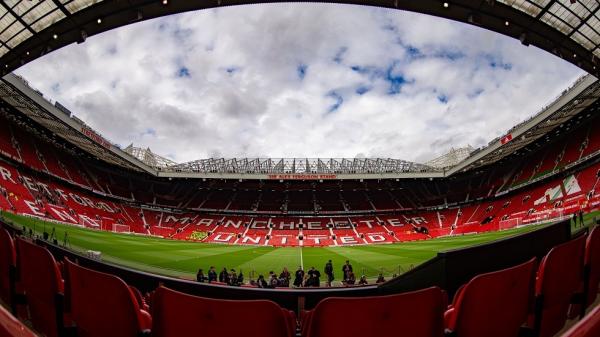 ليفربول ضيفا على مانشستر يونايتد.. التشكيلة الأساسية لـ"الملحمة" الكروية