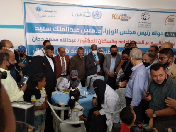 تدشين في عدن واستكمال بشوة لحملة التحصين ضد شلل الاطفال