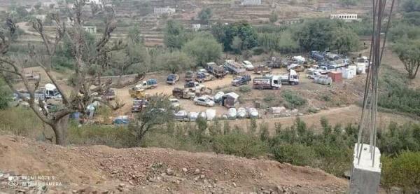 سامع طريق مفتوحة لتهريب المشتقات النفطية إلى مليشيات الحوثي 