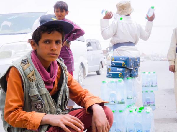 المطبات شرايين حياة للأسر الفقيرة لتوفير احتياجات رمضان في اليمن 