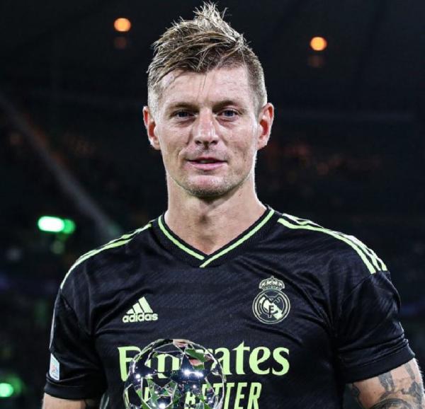 كروس مطمئن بشأن تجديد عقده مع ريال مدريد وعودته للمنتخب الألماني