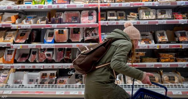 التضخم في بريطانيا يهبط لأدنى مستوى في عامين ونصف