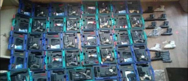 ضبط شحنة أسلحة في مدخل عدن 