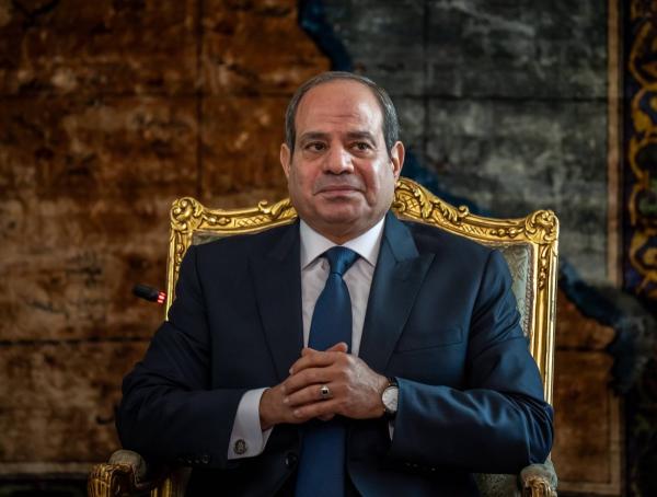 السيسي يوجه الحكومة بشراء السلع لإحداث توازن بالسوق مقابل القطاع الخاص