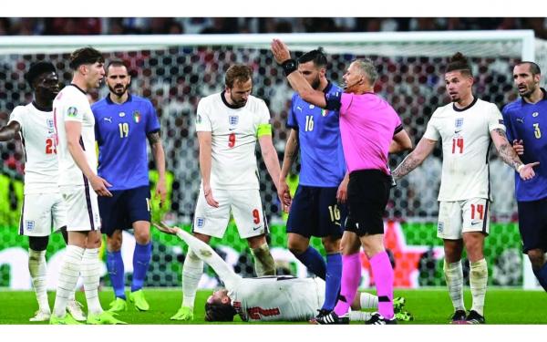 قمة «مارادونا» انطلاقة قوية لتصفيات «يورو 2024»