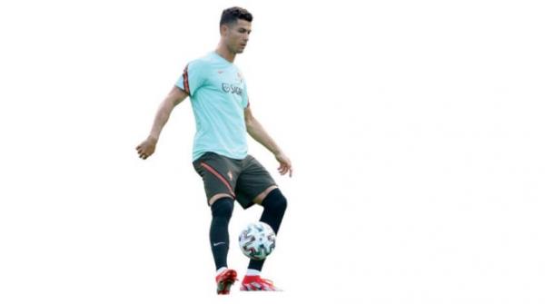 رونالدو للاقتراب من إنجاز تاريخي... أو نهاية حقبة ذهبية!