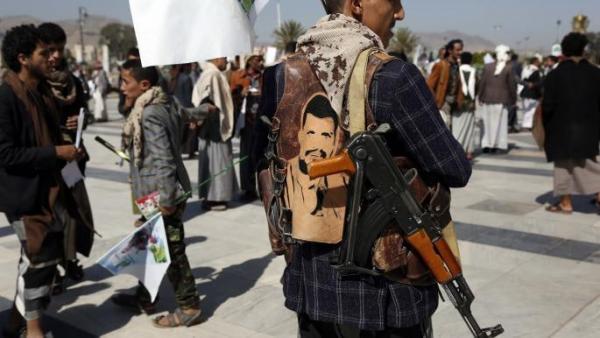 عصابة الحوثي تختطف عددا من المشاركين في جنازة "المكحل"