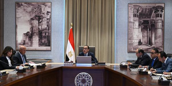 مصر.. الحكومة تمهل المنتجين 48 ساعة لخفض أسعار السلع الأساسية