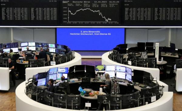 تراجع طفيف لأسواق أوروبا.. واستقرار اليابانية بدعم مكاسب أسهم الرقائق