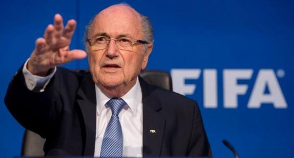 القضاء السويسري يغلق شكوى بحق بلاتر تتعلق بمتحف "فيفا"