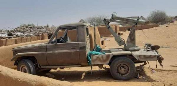 بمساندة من طيران التحالف.. الجيش يحرر قرى جديدة في عبس بحجة ويسيطر على مرابض المدفعية ويكبد المليشيا عشرات القتلى والجرحى..! – (تفاصيل)