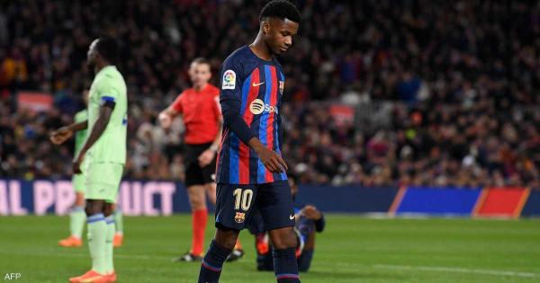 والد النجم رقم 10ينفجر: لن أتحمل معاملة برشلونة مع ابني