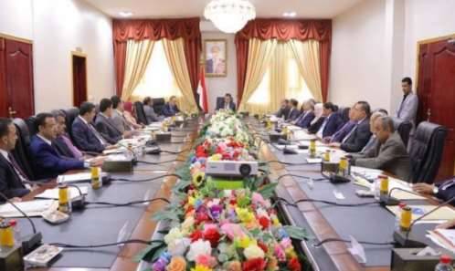 الحكومة تقر زيادة مرتبات جميع الموظفين بهذه النسبة وتفعيل نظام العلاوات السنوية..! – (تفاصيل)