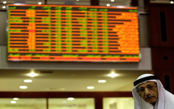 تراجع بورصات الخليج والمصرية تواصل النزيف