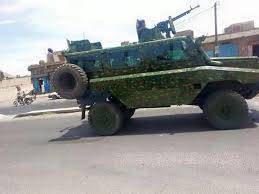 استشهاد امرأة بعد دهسها بمدرعة حوثية واصابة شخصين في سوق شعبي بذمار