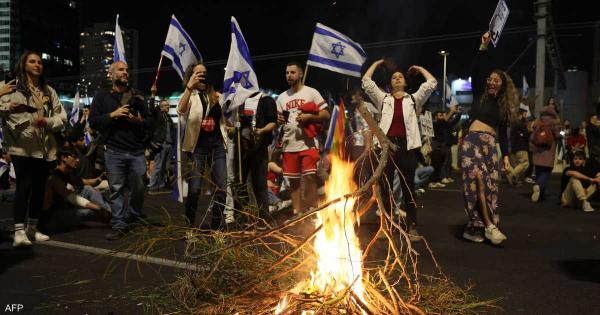 الآلاف يتظاهرون في إسرائيل.. تواصل الاحتجاجات على التعديلات القضائية