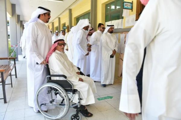 إقبال قوي مع انطلاق عملية التصويت لاختيار أعضاء مجلس الأمة الكويتي