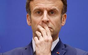 قضية "ماكنزي" تورط ماكرون قبل أيام من الانتخابات الرئاسية