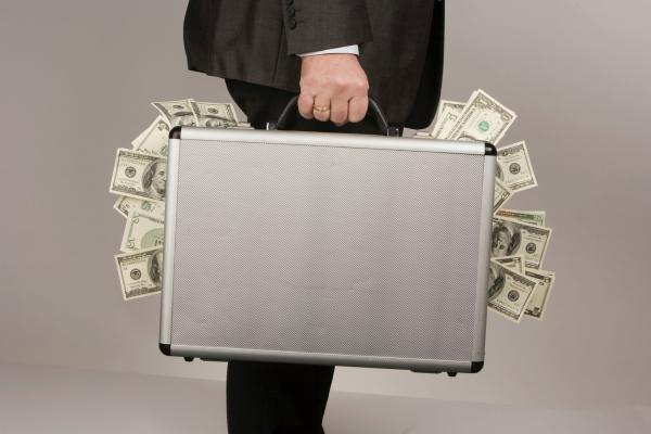 4 منها في دول عربية.. أكبر 10 مشاريع في العالم