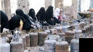 عصابة الحوثي تفتعل أزمة غاز منزلي في صنعاء
