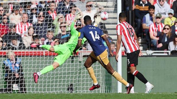 نيوكاسل يعود للمركز الثالث بالفوز على برنتفورد