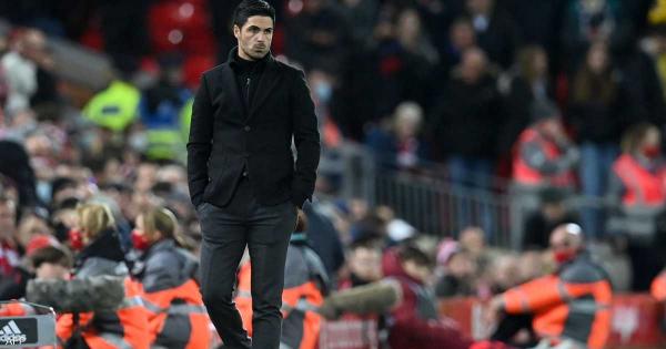 بطريقة غريبة.. مدرب أرسنال يدرب لاعبيه على أجواء أنفيلد