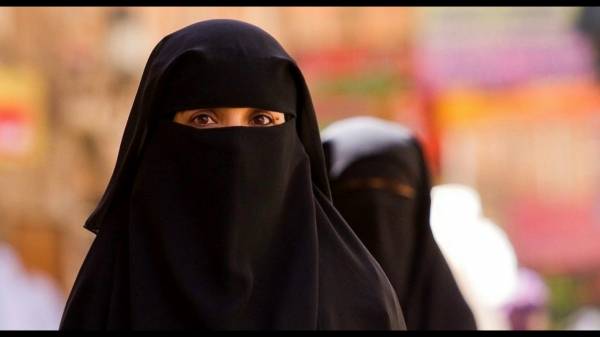 حصري.. تفاصيل جديدة عن جريمة إقدام مشرف حوثي على اختطاف واغتصاب طالبة بجامعة الحديدة بالقوة (اسم وصورة المشرف) 