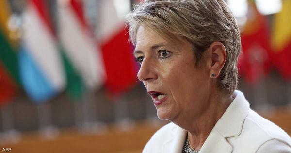 وزيرة مالية سويسرا: لا عقبات أمام الاستحواذ على "كريدي سويس"