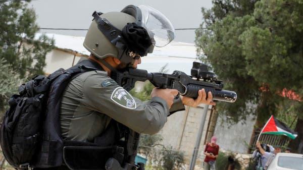 تزامناً مع مسيرة للمستوطنين.. مواجهات بين قوات إسرائيلية وفلسطينيين بنابلس