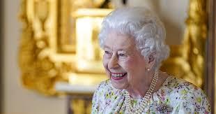 ملكة بريطانيا تكشف معاناتها من كورونا: منهك ووباء رهيب