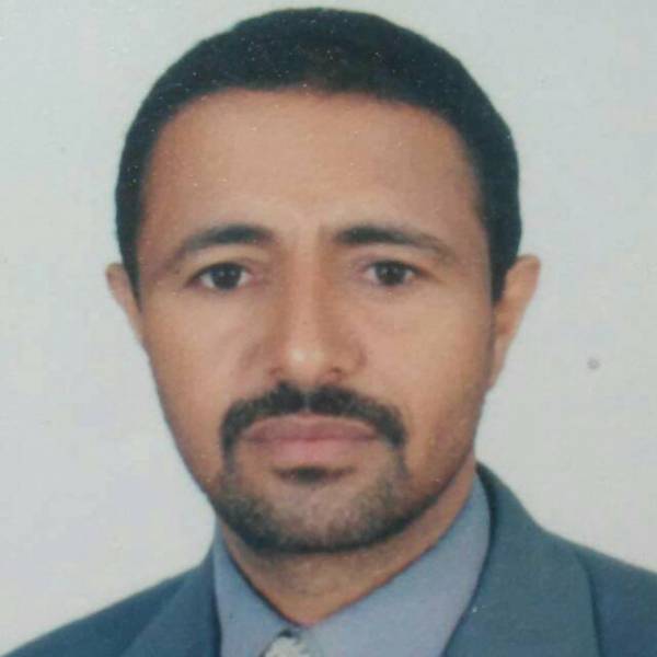 بعد تلقيه مكالمة زائفة.. مليشيات الحوثي تُخفي رئيس قسم التوجيه بمديرية أفلح بحجة