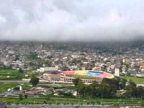 مليشيا الحوثي تغلق محلات تجارية  في إب لرفضها دفع الجبايات