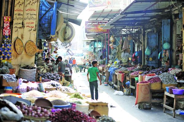 ضبط 174 مخالفة تموينية في تعز 