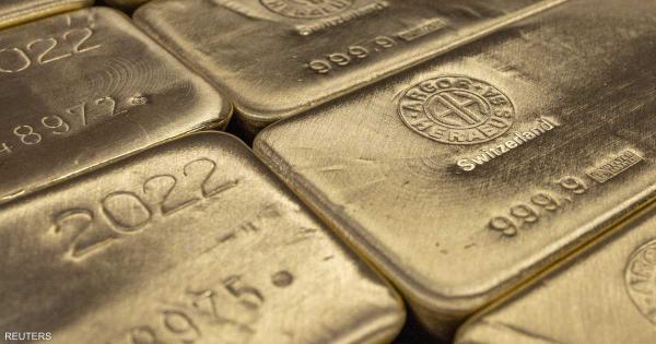 لماذا تعزز البنوك المركزية حيازاتها من الذهب؟