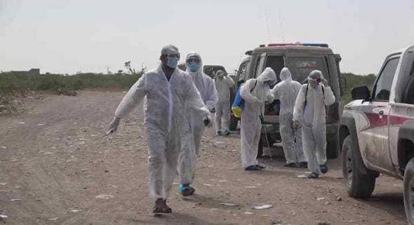 طبية ألوية العمالقة تنفذ حملة توعية ورش رذاذي شرق مدينة الحديدة