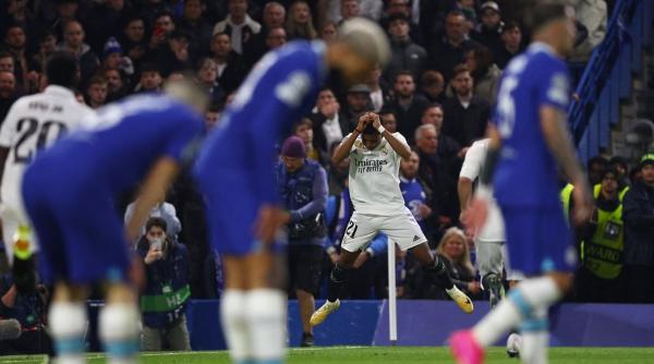 رغم غيابه عن دوري الأبطال.. رونالدو حاضر باحتفاله في ستامفورد بريدج