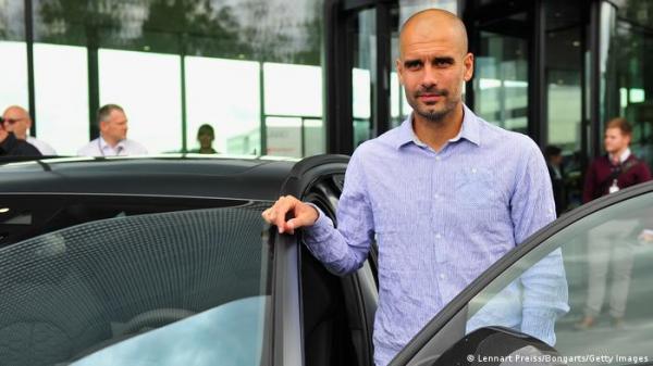 غوارديولا يحطم سيارات بنصف مليون إسترليني منذ توليه تدريب سيتي