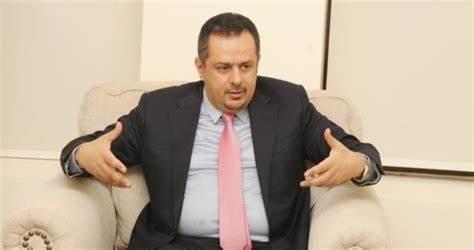 الطلبة اليمنيون في السودان يشكون تجاهل حكومة معين لمعاناتهم