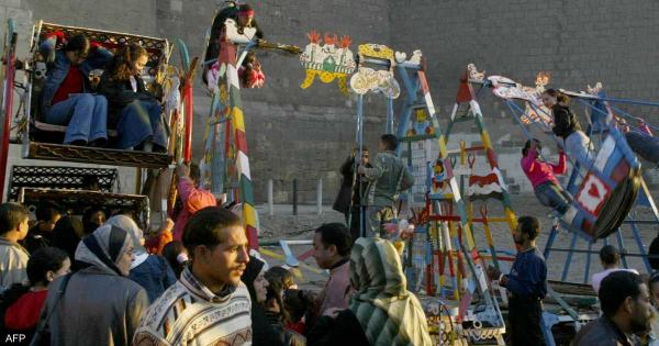 العيدية.. كيف نُعلم أبناءنا الادخار والإدارة المالية؟