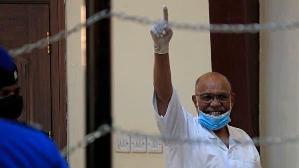 الجيش السوداني: البشير وقيادات من حزبه محتجزون بمستشفى عسكري
