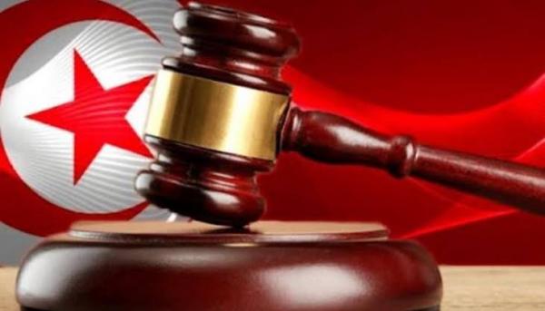 القضاء التونسي يسجن أفراد طاقم سفينة غرقت قبالة سواحلها