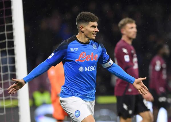 رسمياً..تأجيل مباراة نابولي وساليرنيتانا في الدوري الإيطالي